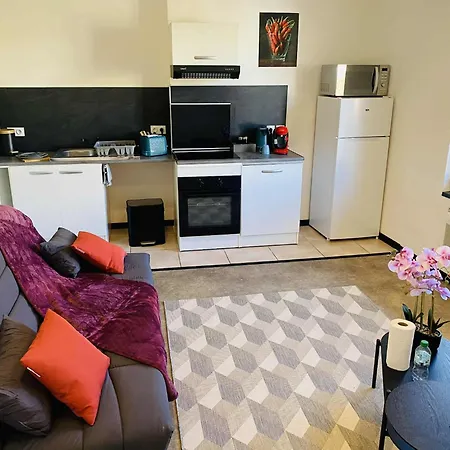 T2 Centre-Ville Avec Fibre Internet 4 Pers Confort & Emplacement Ideal *