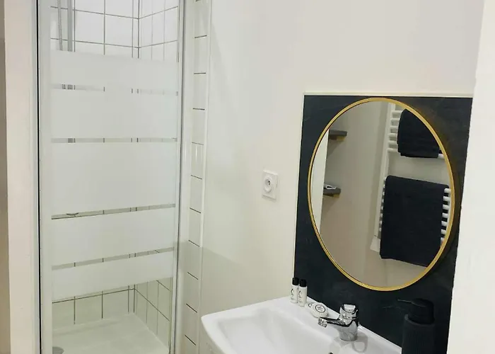 T2 Centre-Ville Avec Fibre Internet 4 Pers Confort & Emplacement Ideal Lejlighed *