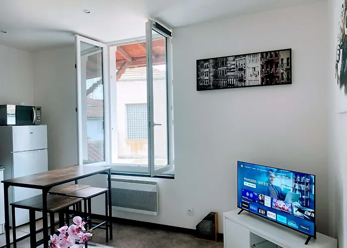 T2 Centre-Ville Avec Fibre Internet 4 Pers Confort & Emplacement Ideal Marmande